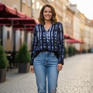 Simply Vera Vera Wang Blue and Black Women's Top